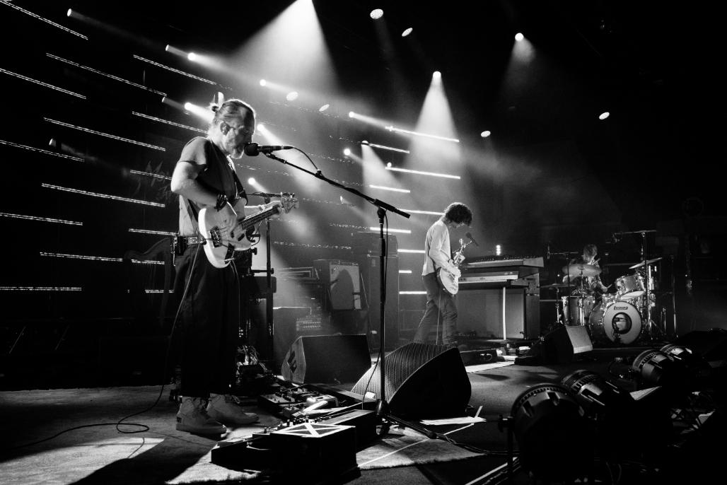 Le groupe The Smile emmené par Thom Yorke et Jonny Greenwood au Montreux Jazz Festival, le 12 juillet 2022. [FFJM 2022 - Marc Ducrest]