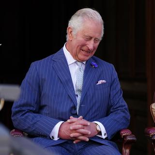 Le nouveau roi Charles III en compagnie de sa mère, la reine Elizabeth II le 30 juin 2022. [Keystone - Jane Barlow/Pool via AP]