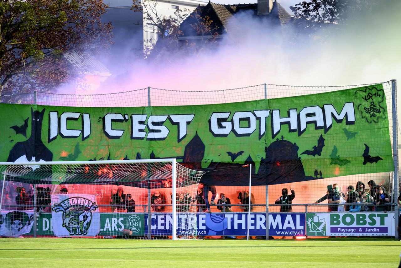 Les supporters yverdonnois ont répondu présents au stade Municipal. [KEYSTONE - Laurent Gillieron]