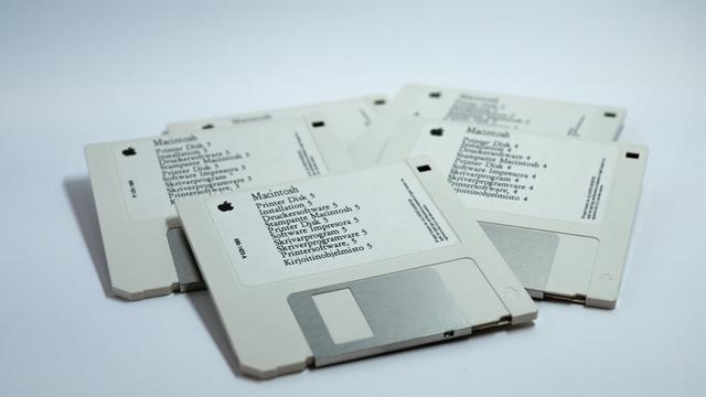 Une relique de l'antiquité numérique: la disquette [Unsplash - Brett jordan]
