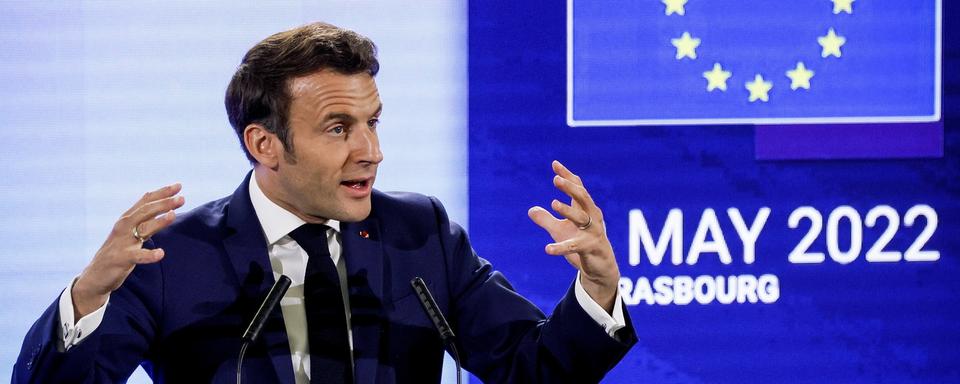 Le président français Emmanuel Macron lors de la Conférence sur l'avenir de l'Europe à Strasbourg. [Keystone/EPA - Ronald Wittek]