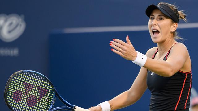 Bencic a fini par céder en 3 sets. [Christopher Katsarov/The Canadian Press via AP]