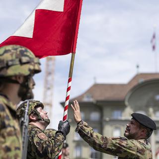 Des membres de l'armée suisse à Berne en mai 2022. [Keystone - Alessandro della Valle]