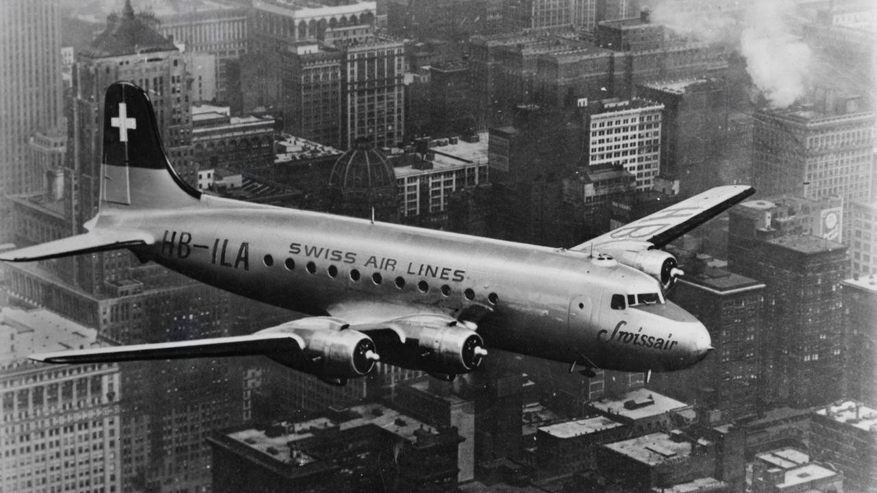 Vol au dessus de New York HB-ILA de l'avion "Genève" en 1947. [ETH-Bibliothek Zürich - Swissair]