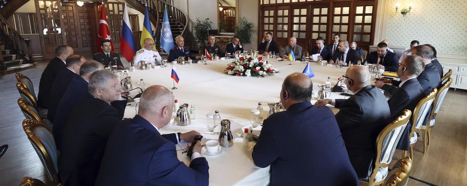 Les discussions sur les céréales à Istanbul, le 13.07.2022. [Turkish Defence Ministry/AP/Keystone]