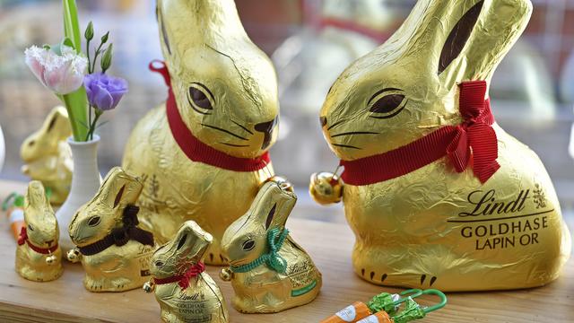 Les lapins de Pâques de Lidl ressemblent trop à ceux de Lindt. [ats - Walter Bieri]