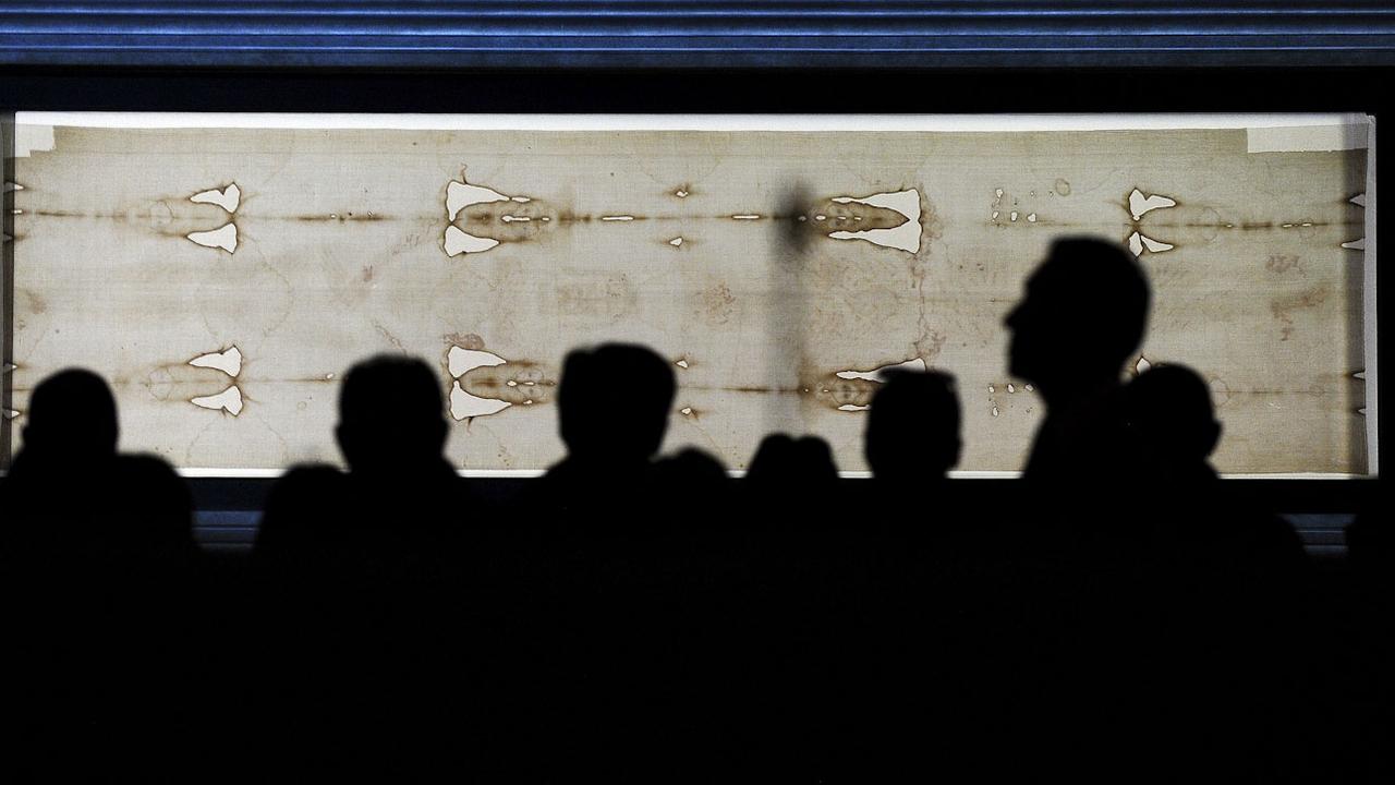 Le suaire de Turin lors de son exposition au public en avril 2015. [Reuters - Giorgio Perottino]