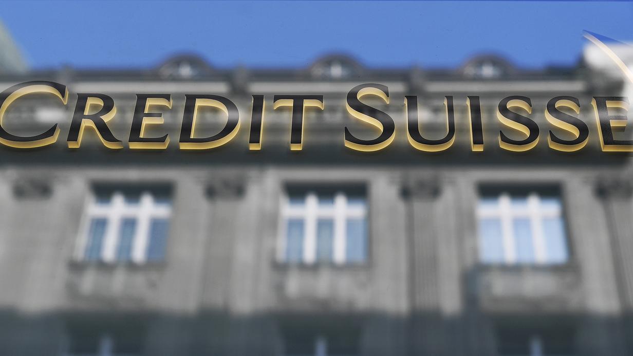 Credit Suisse doit impérativement refondre sa banque d'investissement. [Keystone - Walter Bieri]