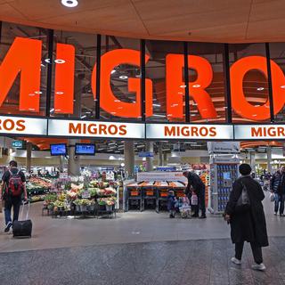 Migros a enregistré une légère hausse de son chiffre d'affaires en 2021. [KEYSTONE - Melanie Duchene]
