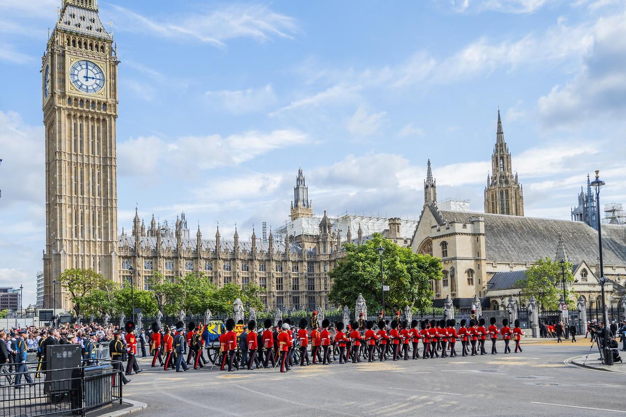 L'abbaye de Westminster, le 14 septembre lors de l'arrivée du cercueil de la reine Elizabeth II. [Keystone - Guy Bell]