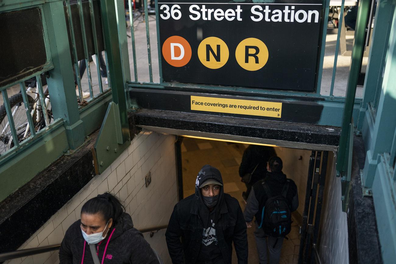 La fusillade a eu lieu dans la station de métro "36th Street" à Brooklyn. [Keystone - John Minchillo]