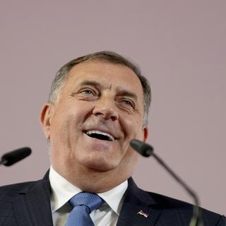 Le chef politique des Serbes de Bosnie Milorad Dodik semble en passe de l'emporter en Republika Srspka. [Keystone - AP Photo/Darko Vojinovic]