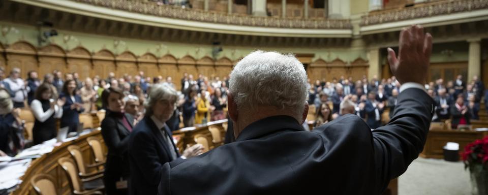 Dernières victoires pour Ueli Maurer devant le National. [Keystone - Anthony Anex]