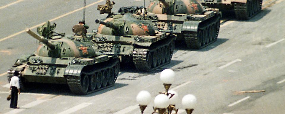 L’Homme de Tian’anmen, cliché célèbre Jeff Widener pris le 5 juin 1989. [Keystone/AP - Jeff Widener]