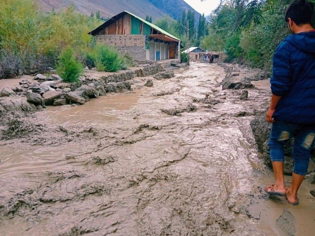 La province de Gilgit, au nord du Pakistan, fait face face à de violentes inondations [RTS - Marie Maison]