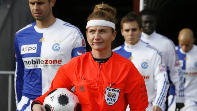 Nicole Petignat, première femme arbitre de football en Suisse. [Keystone - Alessandro Della Bella]