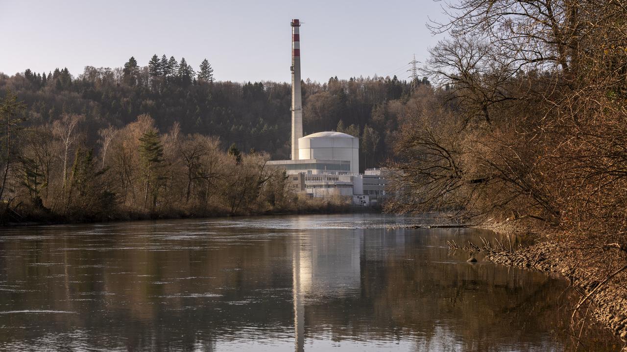 La centrale nucléaire de Mühleberg au bord de l'Aar. [Keystone - Christian Beutler]