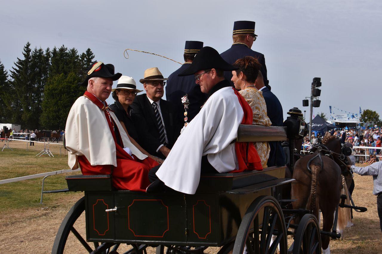 Arrivée du Conseiller fédéral Guy Parmelin au Marché Concours de Saignelégier [RTS - Gaël Klein]