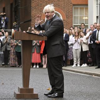 Le Premier ministre britannique sortant Boris Johnson lors de son dernier discours, le 6 septembre 2022. [Keystone/Pool Photo via AP - Justin Tallis]