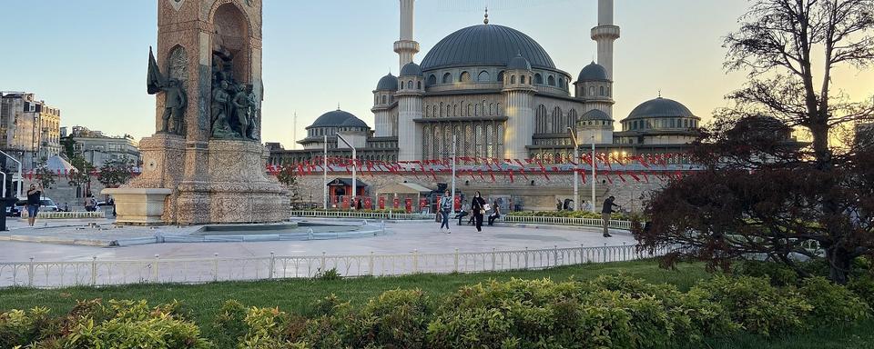 La place Taksim à Istanbul. [CC BY-SA 4.0 - Tarpanjeh]