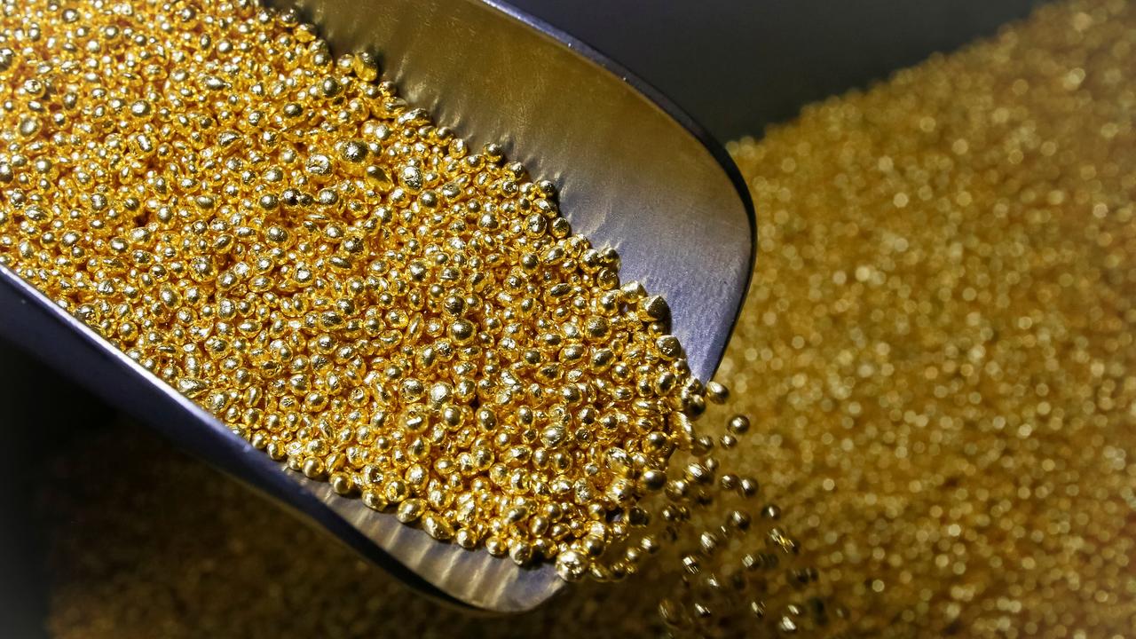 Le Conseil fédéral a banni l'or russe au titre des sanctions. Ici de l'or produit dans l'usine de Krastsvetmet, en Sibérie, l'un des plus importants producteurs de métaux précieux au monde. [REUTERS - lya Naymushin]