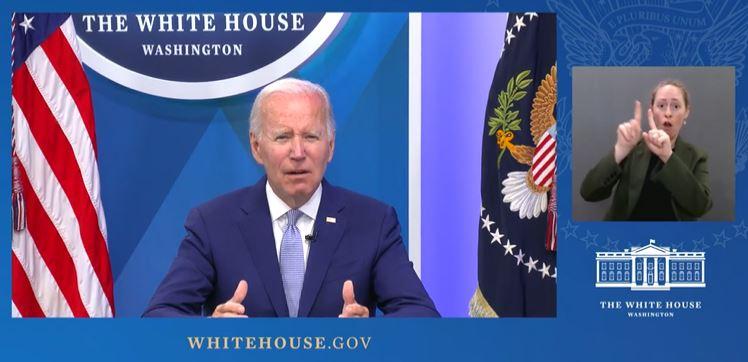 Le président américain Joe Biden s'apprête à dévoiler la première image prise par le James Webb Space Telescope. Washington DC, le 11 juillet 2022. [White House/NASA - Capture d'écran]