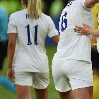 Les footballeuses ne tiennent plus à porter des shorts blancs pendant leurs menstruations. [EPA - Peter Powell]