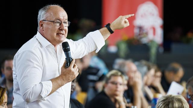 Le conseiller national Pierre-Yves Maillard lors du Congrès du Parti socialiste vaudois à Payerne. [Keystone - Valentin Flauraud]