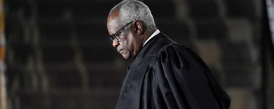 Le juge conservateur de la Cour suprême des Etats-Unis Clarence Thomas. [KEYSTONE - PATRICK SEMANSKY]