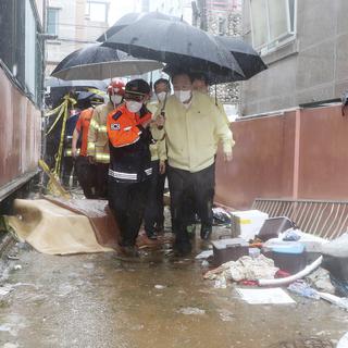 La Corée du sud fait face à des inondations suite à des pluies diluviennes. [AP - Ahn Jung-won/Yonhap]