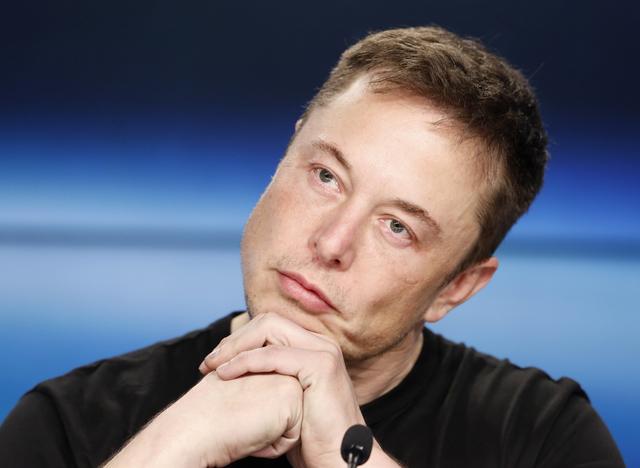 Elon Musk a pris le contrôle de Twitter. [reuters - Joe Skipper]