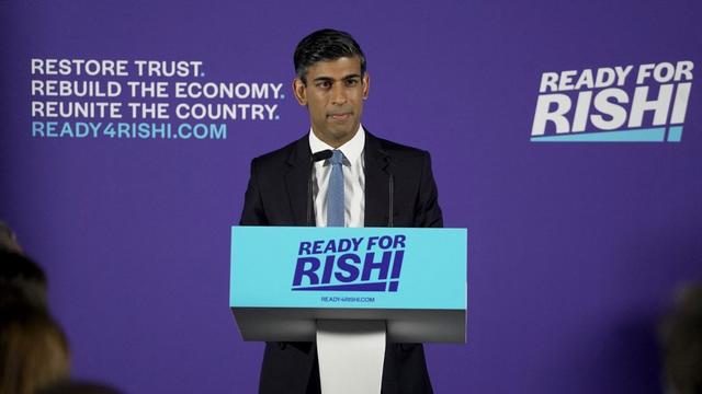 Rishi Sunak a terminé en tête du premier tour de scrutin organisé dans les rangs des élus conservateurs. [AFP - Niklas Halle'n]