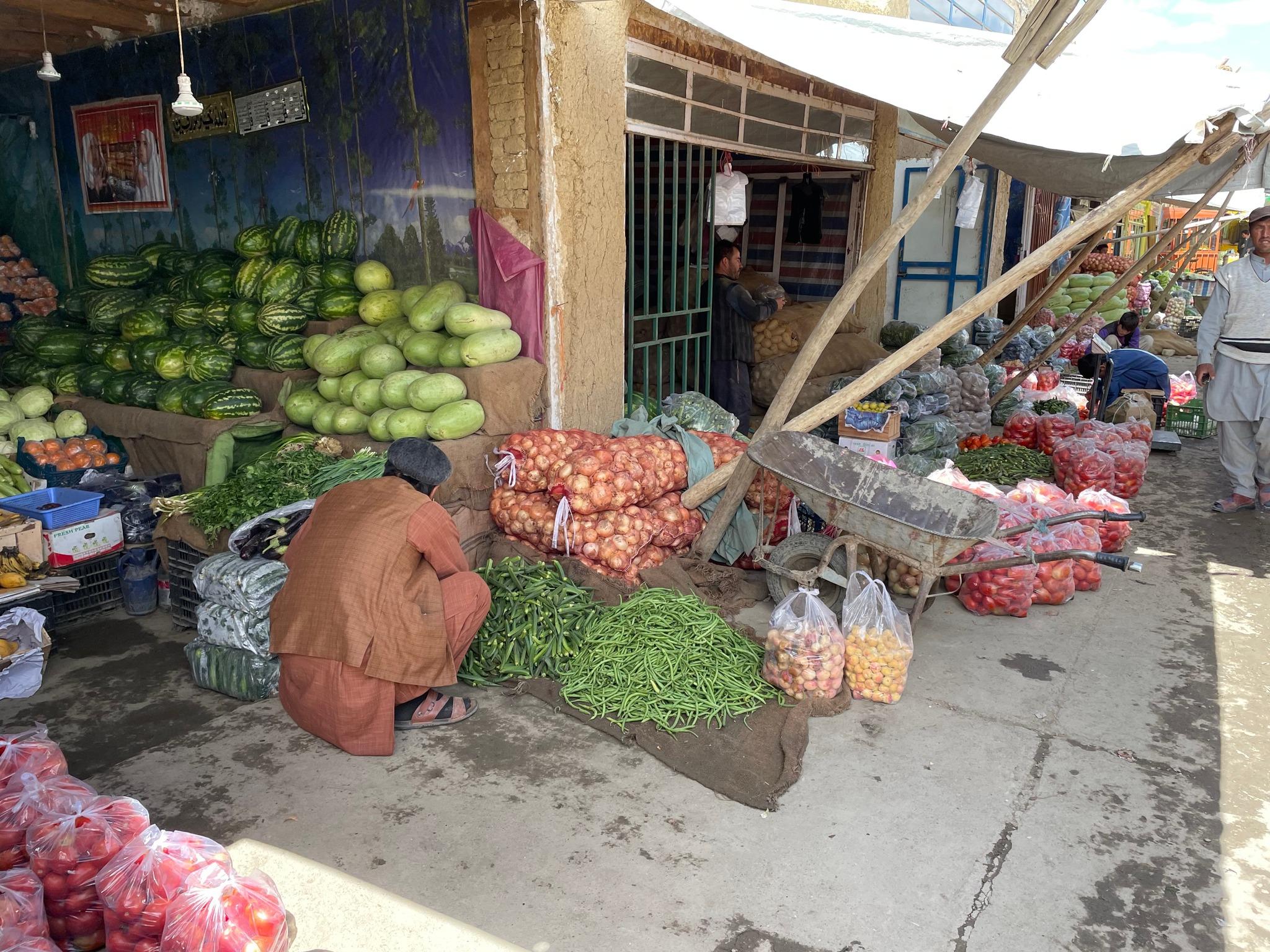 Un marché aux légumes en Afghanistan. [RTS - Raphaël Grand]