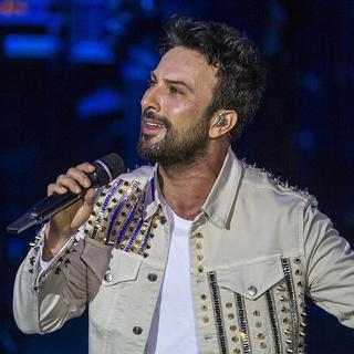 Le chanteur turc Tarkan, ici sur scène le 20 septembre 2019 à Istanbul. [AFP - Orhan Akkanat / ANADOLU AGENCY]