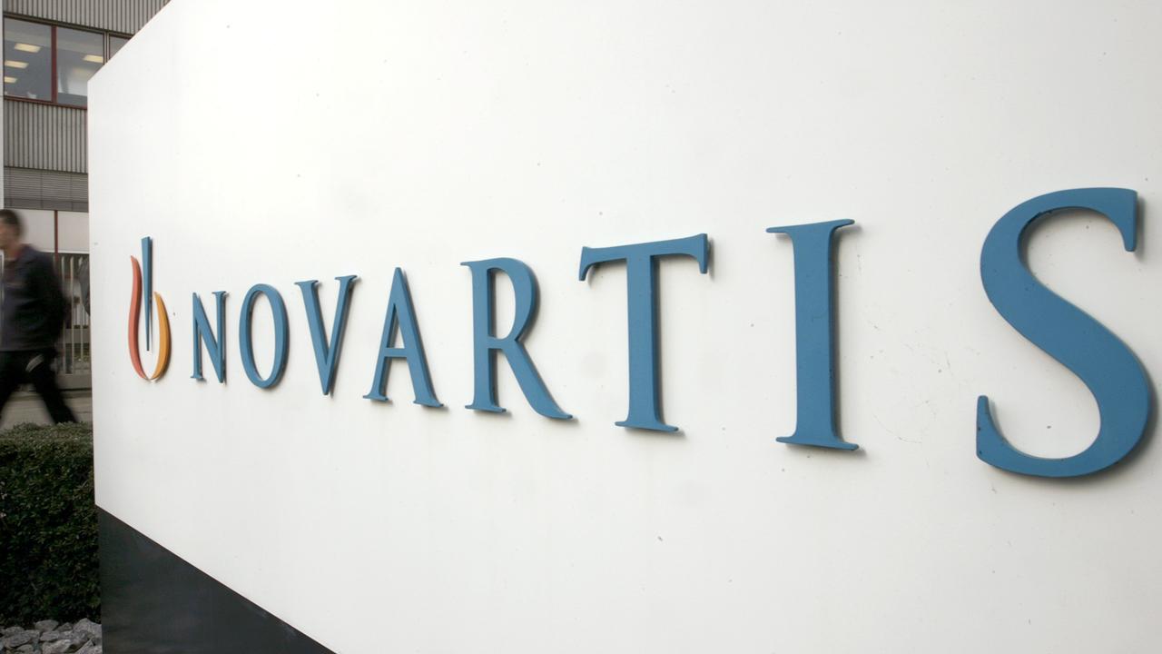 Le logo du groupe Novartis [Reuters - Arnd Wiegmann]