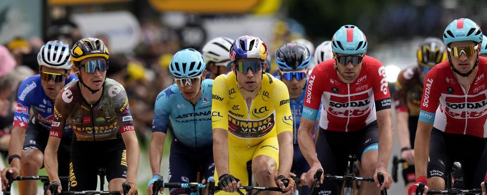 Première étape de montagne pour le Tour de France. [AP Photo - Thibault Camus]