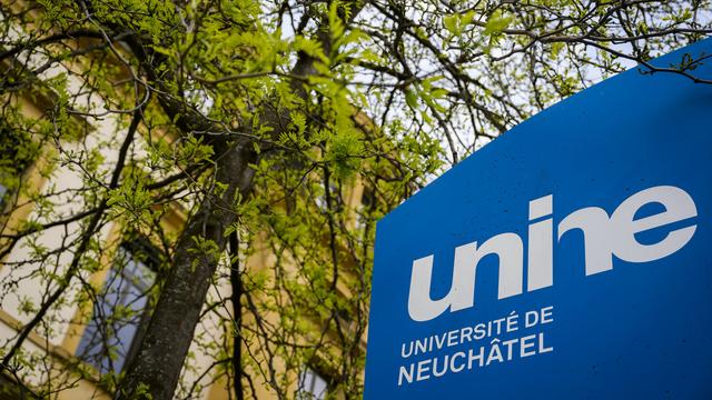 Le logo de l'Université de Neuchâtel (UniNE). [KEYSTONE - Jean-Christophe Bott]