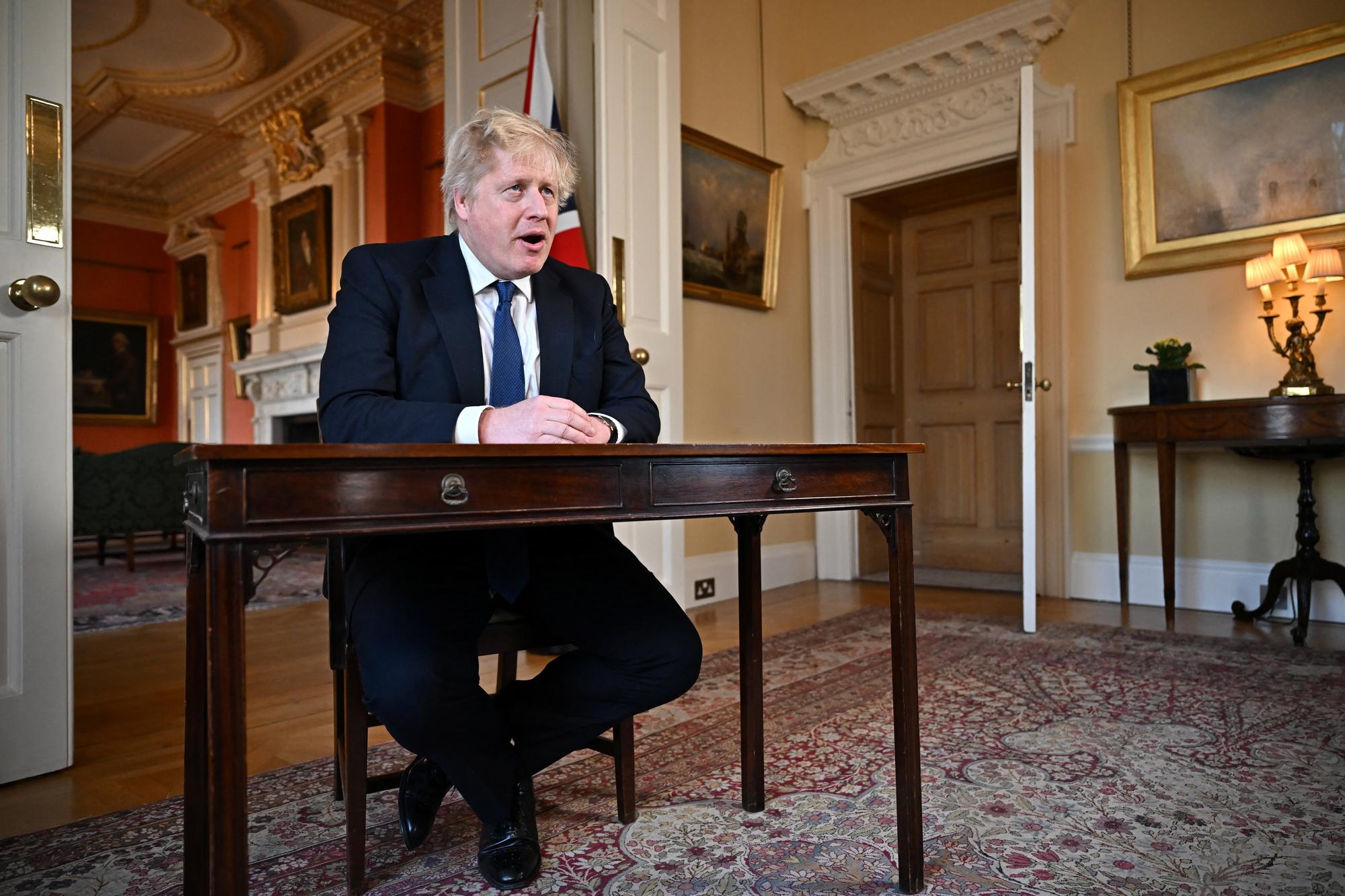 Le Premier ministre Boris Johnson photographié ici le 24 février à Downing Street. [Reuters - Jeff J Mitchell]