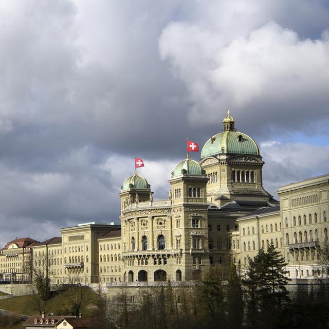 Le Palais fédéral à Berne, photographié ici le 12 février 2020. [Keystone - Anthony Anex]