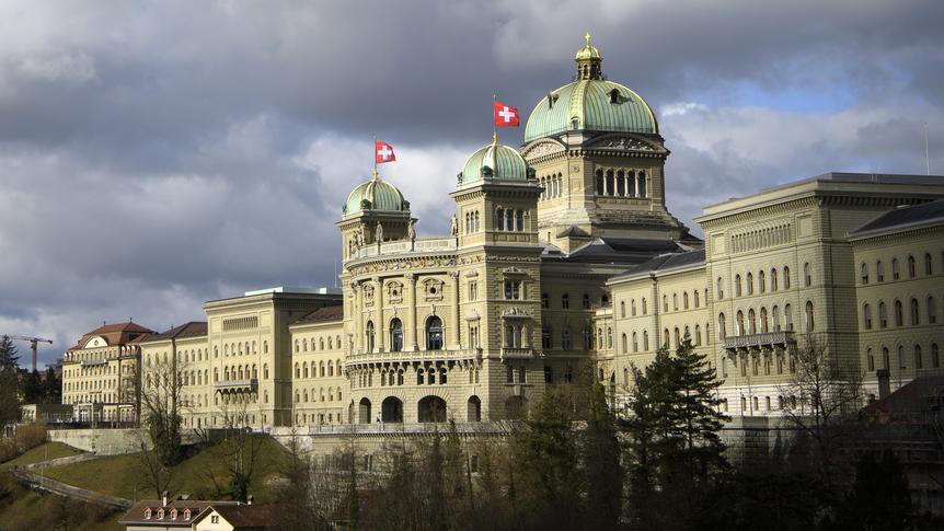 Le Palais fédéral à Berne, photographié ici le 12 février 2020. [Keystone - Anthony Anex]