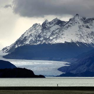 Un tiers des glaciers au patrimoine mondial vont disparaître, alerte l'Unesco. [KEYSTONE - ROBERTO CANDIA]