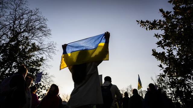 Un commandant du régiment ukrainien Azov interpelle l'ONU et le CICR à Genève. [Keystone - Gabriel Monnet]