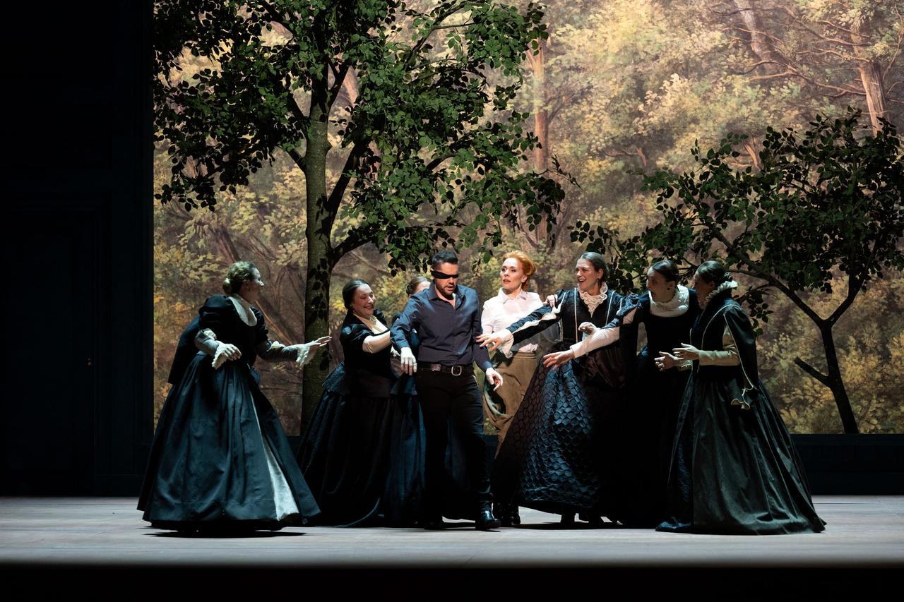 "Maria Stuarda" de Gaetano Donizetti dans la mise en scène de Mariame Clément. [Grand Théâtre de Genève - Monika Rittershaus]