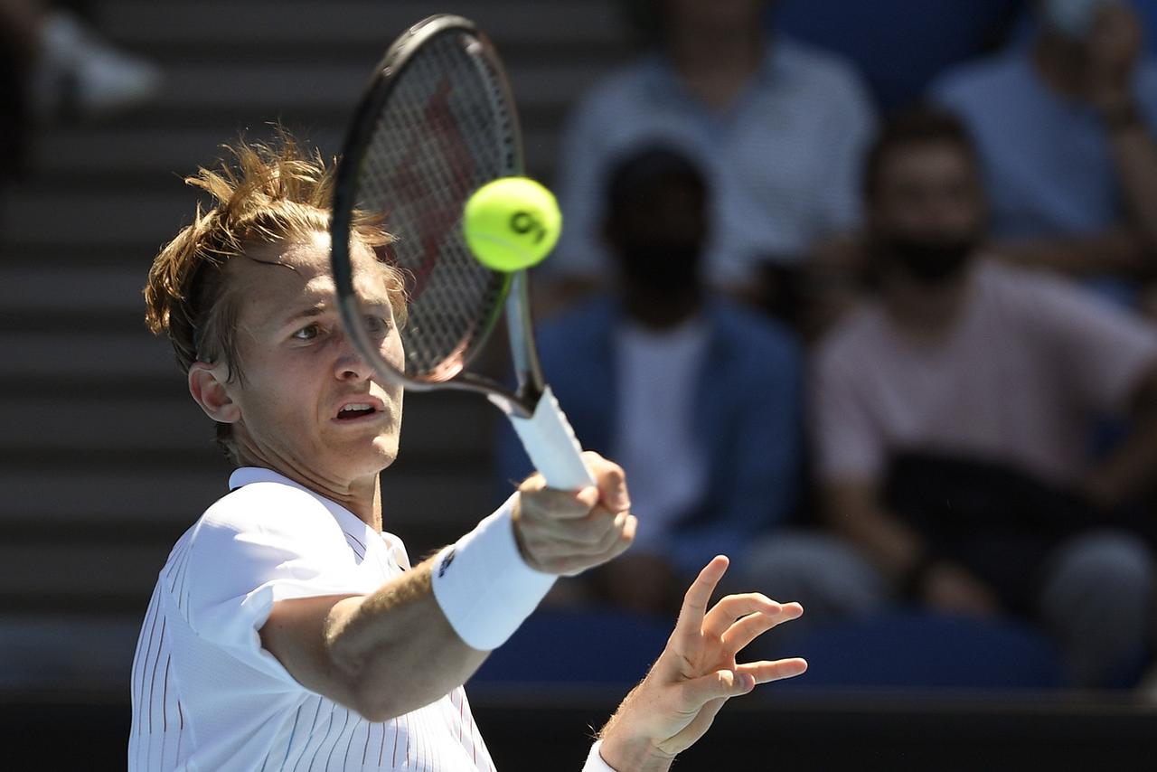 Sebastian Korda, la même tête que papa, lauréat de l'Open d'Australie en 1998. [AP - Andrew Brownbill]