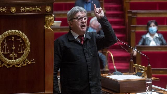 En France, le débat sur le pass vaccinal prend une tournure très politique. Tous les candidats à l'élection présidentielle se positionnent sur ce sujet. Équivalent à la 2G, ce dispositif doit encore être validé ces prochains jours par le Conseil constitutionnel. [KEYSTONE - CHRISTOPHE PETIT TESSON]