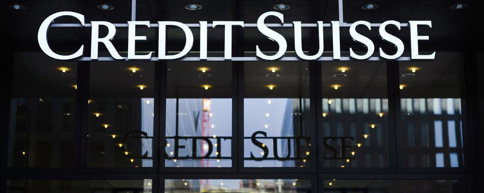 Crédit suisse va payer 238 millions d'euros pour éviter les poursuites pénales. [Keystone - Michael Buholzer]