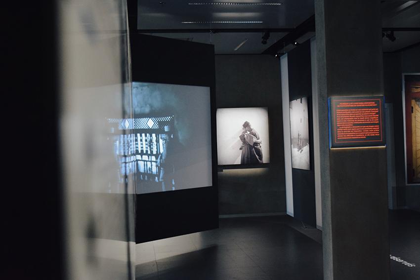 Une vue de l'exposition "Quartier réservé" à la Salle d’exposition de l’UNIGE. [Université de Genève]