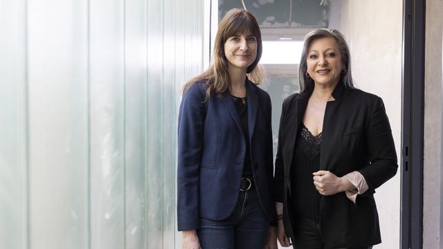 Les conseillères d'Etat socialistes vaudoises Rebecca Ruiz et Nuria Gorrite. [Keystone - Cyril Zingaro]