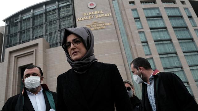 Hatice Cengiz, fiancée de Jamal Khashoggi, devant le tribunal d'Istanbul, 07.04.2022. [Reuters - Murad Sezer]