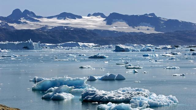 La calotte glaciaire du Groenland a perdu 4700 milliards de tonnes en 20 ans. [AFP - Philippe Roy]